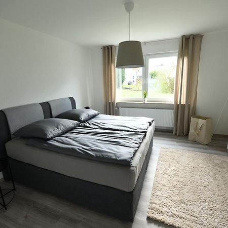 Ferienwohnung Niestetal エクステリア 写真