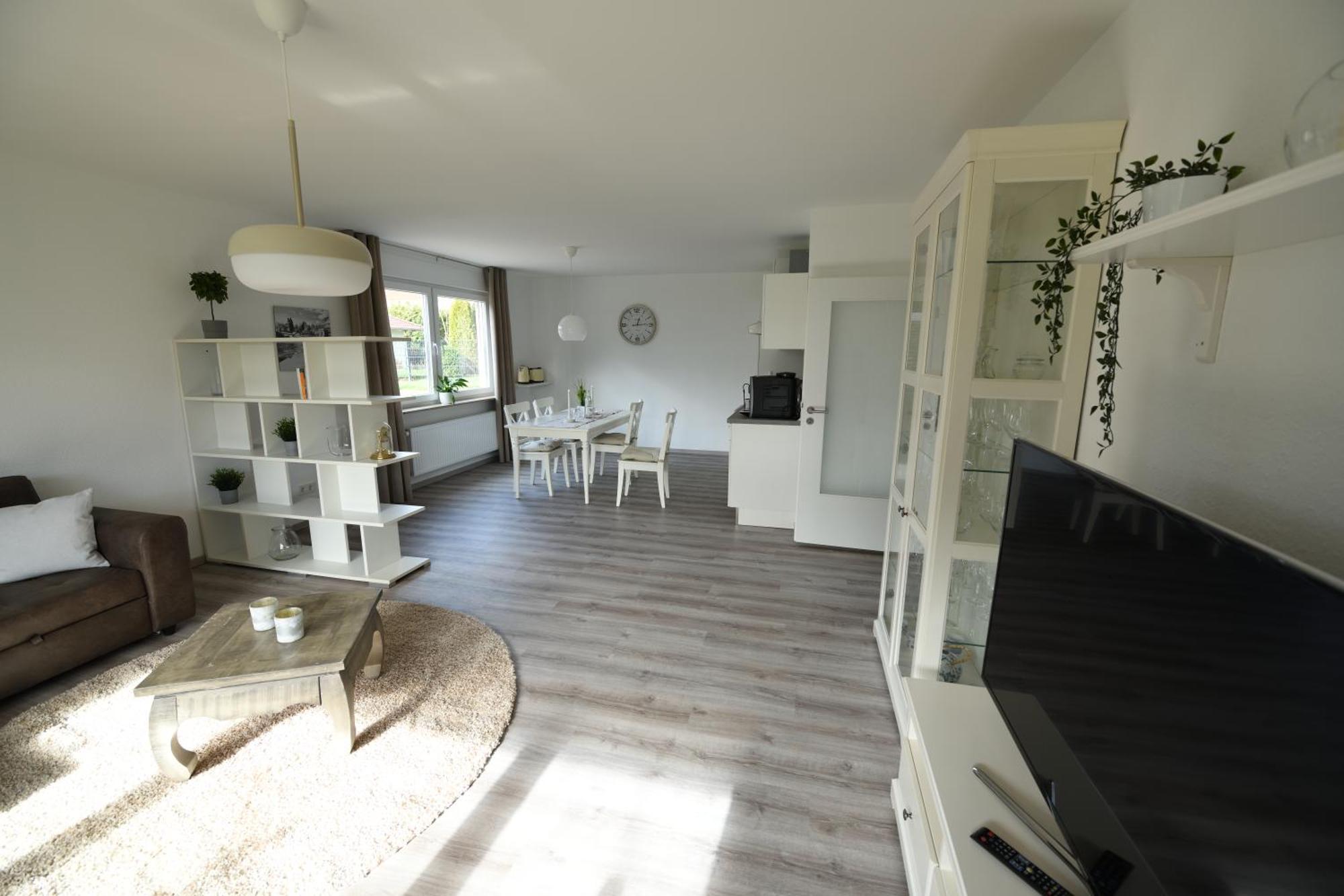 Ferienwohnung Niestetal エクステリア 写真